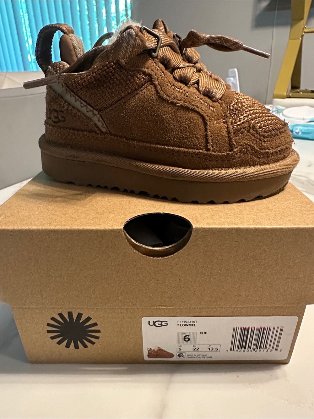 UGG Lowmel